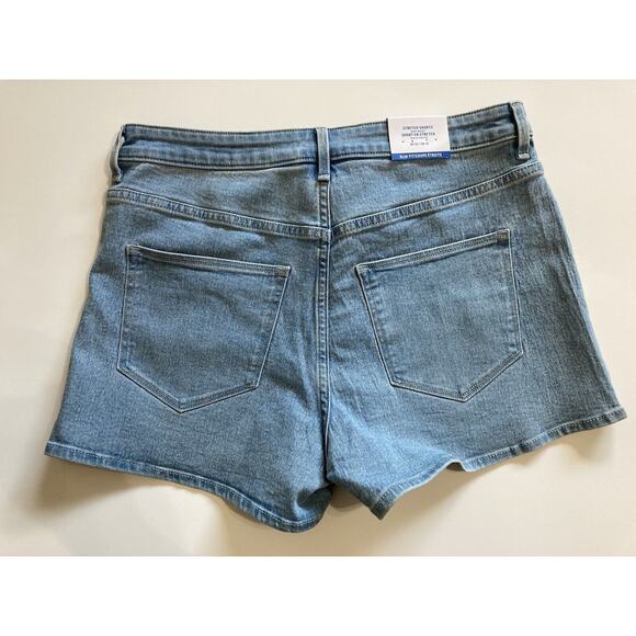 H&M Slim Fit High Waist Stretch Denim Shorts Size 32 US 10 New - Picture 2 of 7